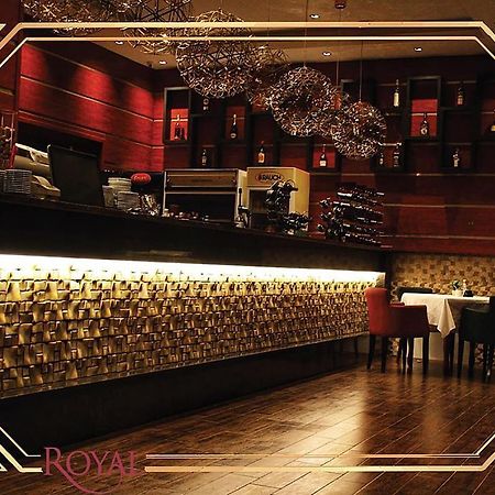 פרישטינה Hotel Royal מראה חיצוני תמונה