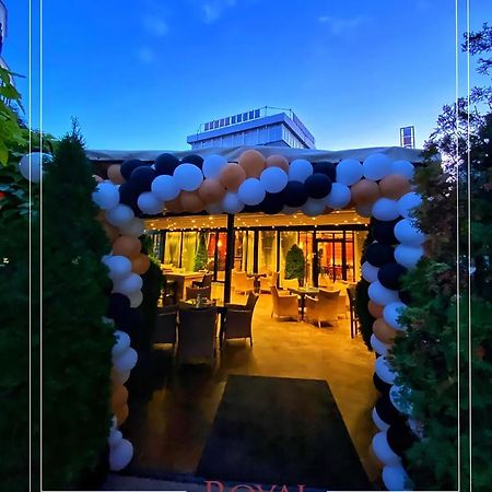 פרישטינה Hotel Royal מראה חיצוני תמונה
