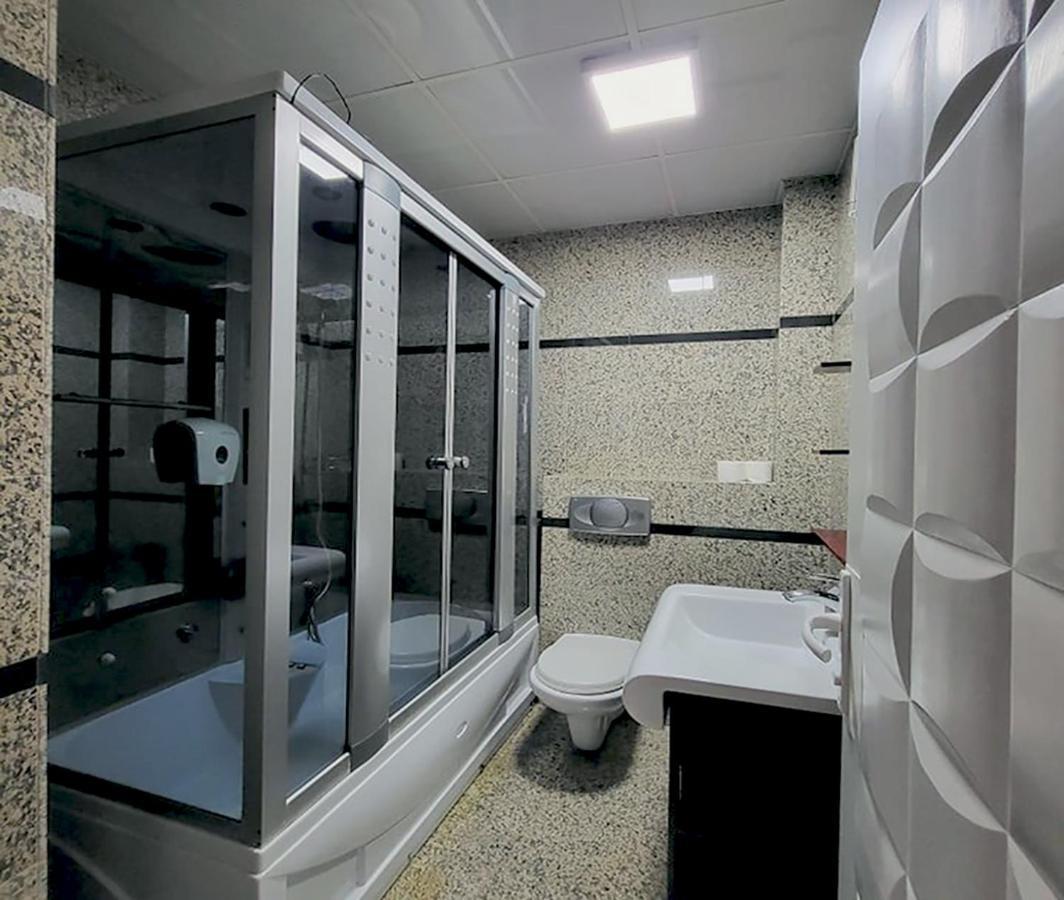 פרישטינה Hotel Royal מראה חיצוני תמונה