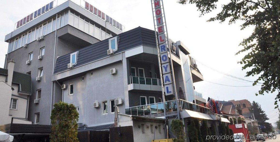 פרישטינה Hotel Royal מראה חיצוני תמונה