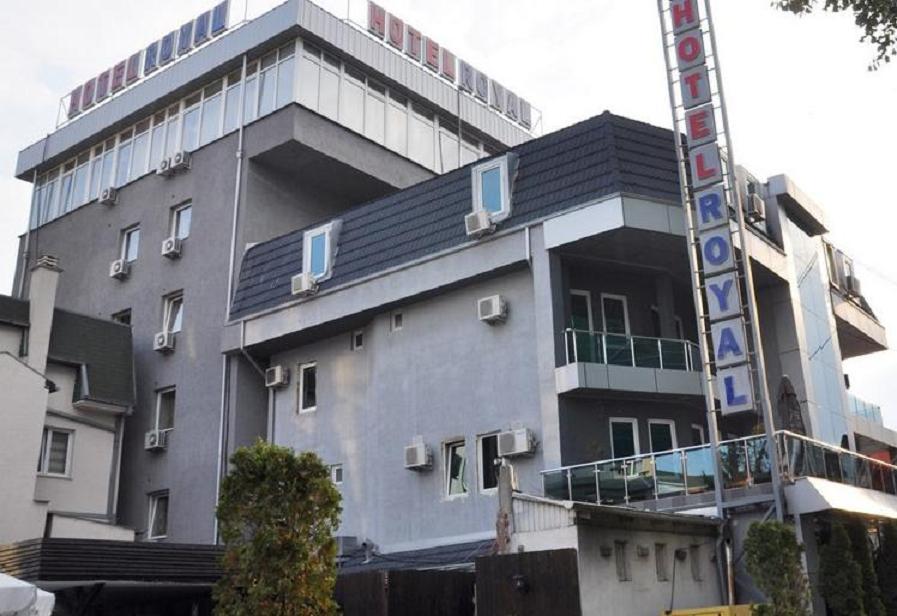 פרישטינה Hotel Royal מראה חיצוני תמונה